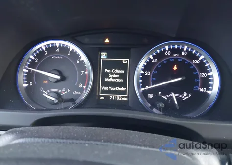 2018 Toyota Highlander Se/Xle z USA, uszkodzony, nr VIN 5TDJZRFH3JS546947